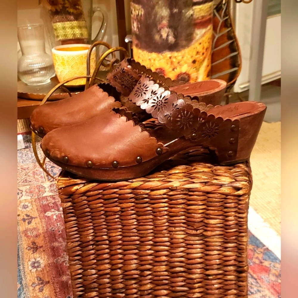 J.Jill Leather & Wooden Heeled Clog